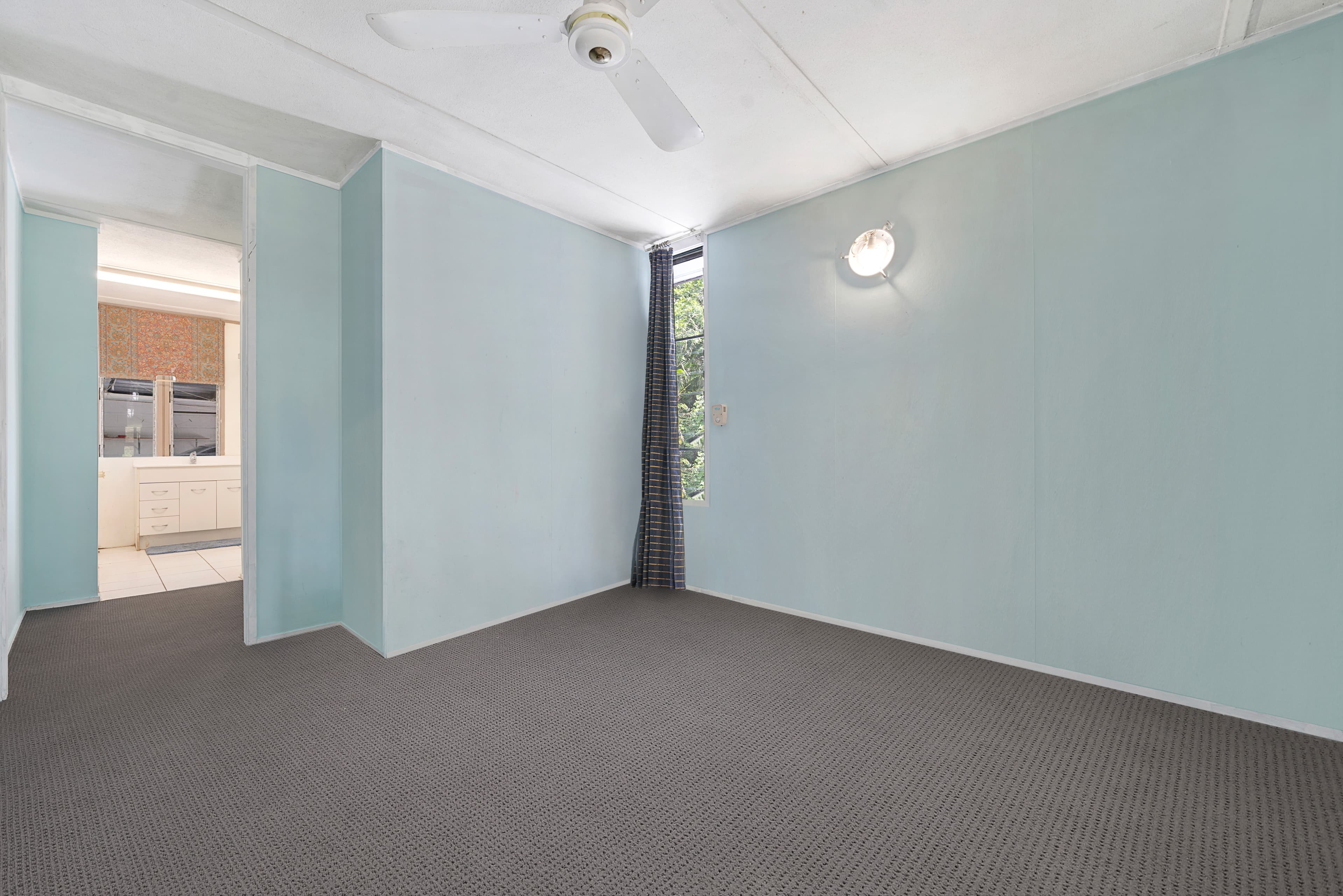 Portfolio image Bedroom Item Removal Canada